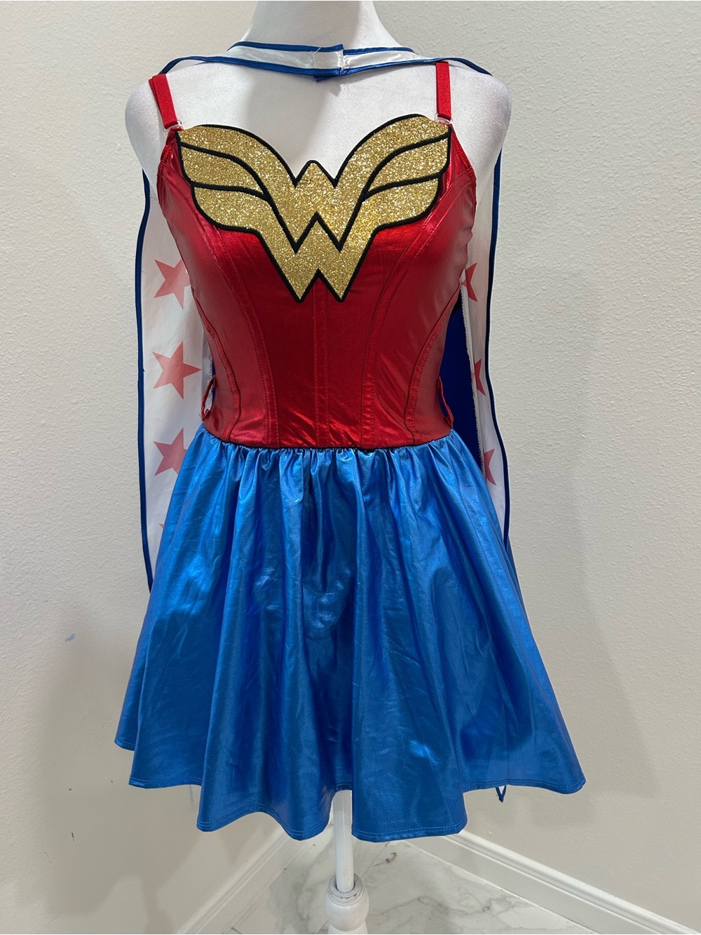 DC Comics Wonder Woman Superhero Halloween Cosplay Costume With Cape